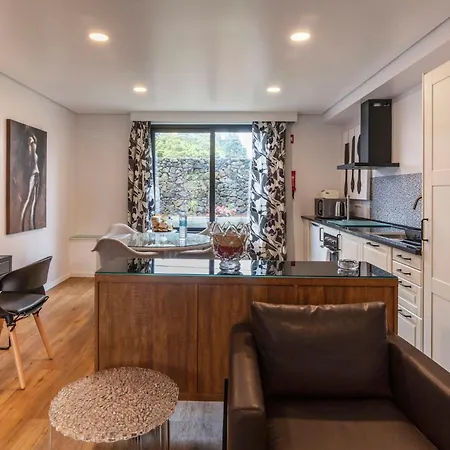 Your Azorean Rral 3378 Apartment Calhetas